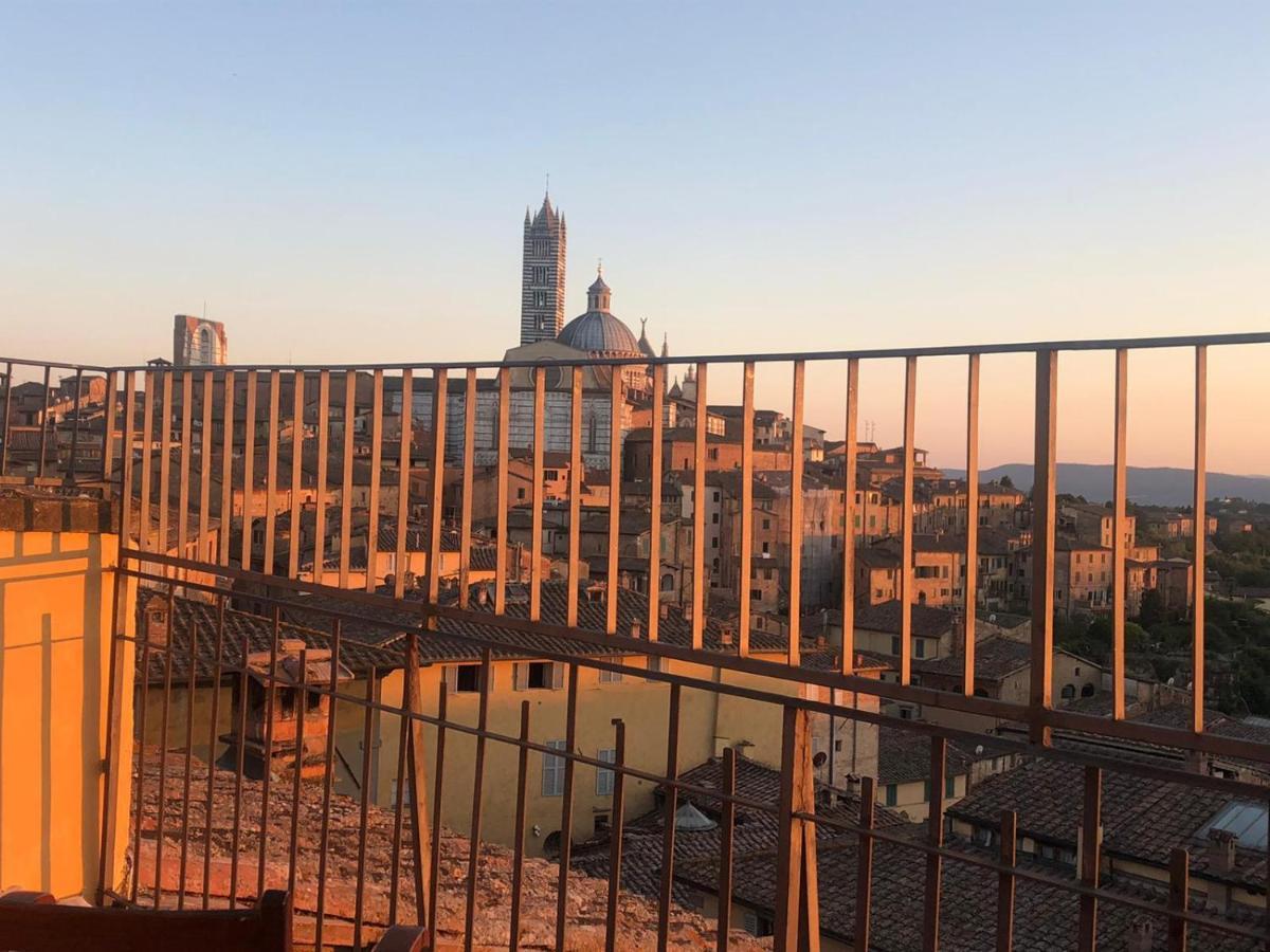 La Terrazza Sul Duomo Daire Siena Dış mekan fotoğraf